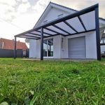 Tuinkamer met uitzicht op tuin voor ontspanning en natuurlijk licht