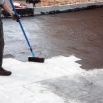 Dakcoating toepassing voor betere bescherming en moderne uitstraling van daken en gevels