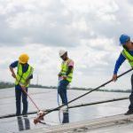 Visuele weergave van de voordelen van dakcoating voor duurzaamheid en bescherming van het dak