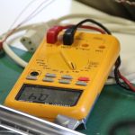 Professioneel elektricien uit Oud-Beijerland voert laadpaalinstallatie uit met nauwkeurigheid en vakmanschap