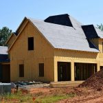 Woning met dakcoating vs. dakvervanging - vergelijking van kosten en voordelen voor dakonderhoud en renovatie