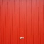 Stappen voor garagedeur vervangen: van advies tot installatie en onderhoud van de nieuwe deur